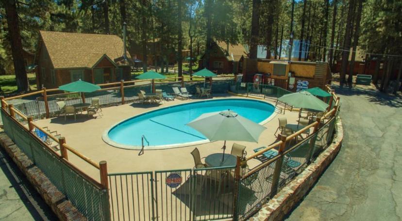 Golden Bear Inc Aparthotel Big Bear Lake Bagian luar foto